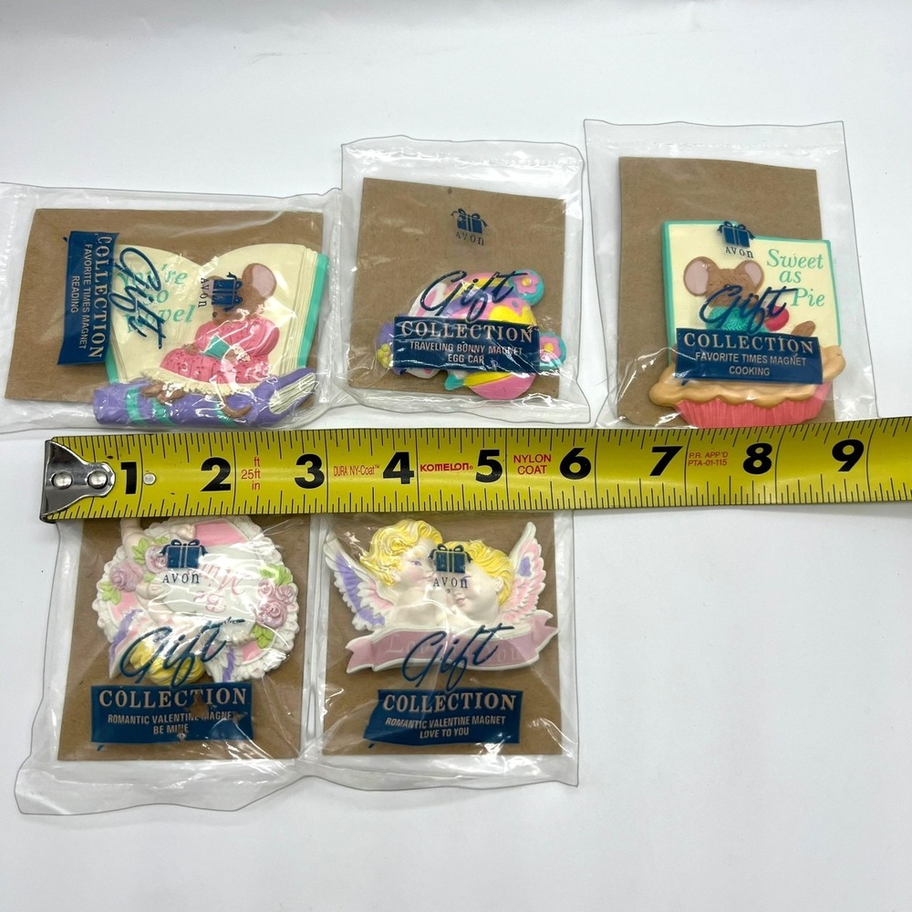 Vintage Avon Magnets Lot " Gift Collection " Some New In Package - Some Opened - Picture 14 of 15